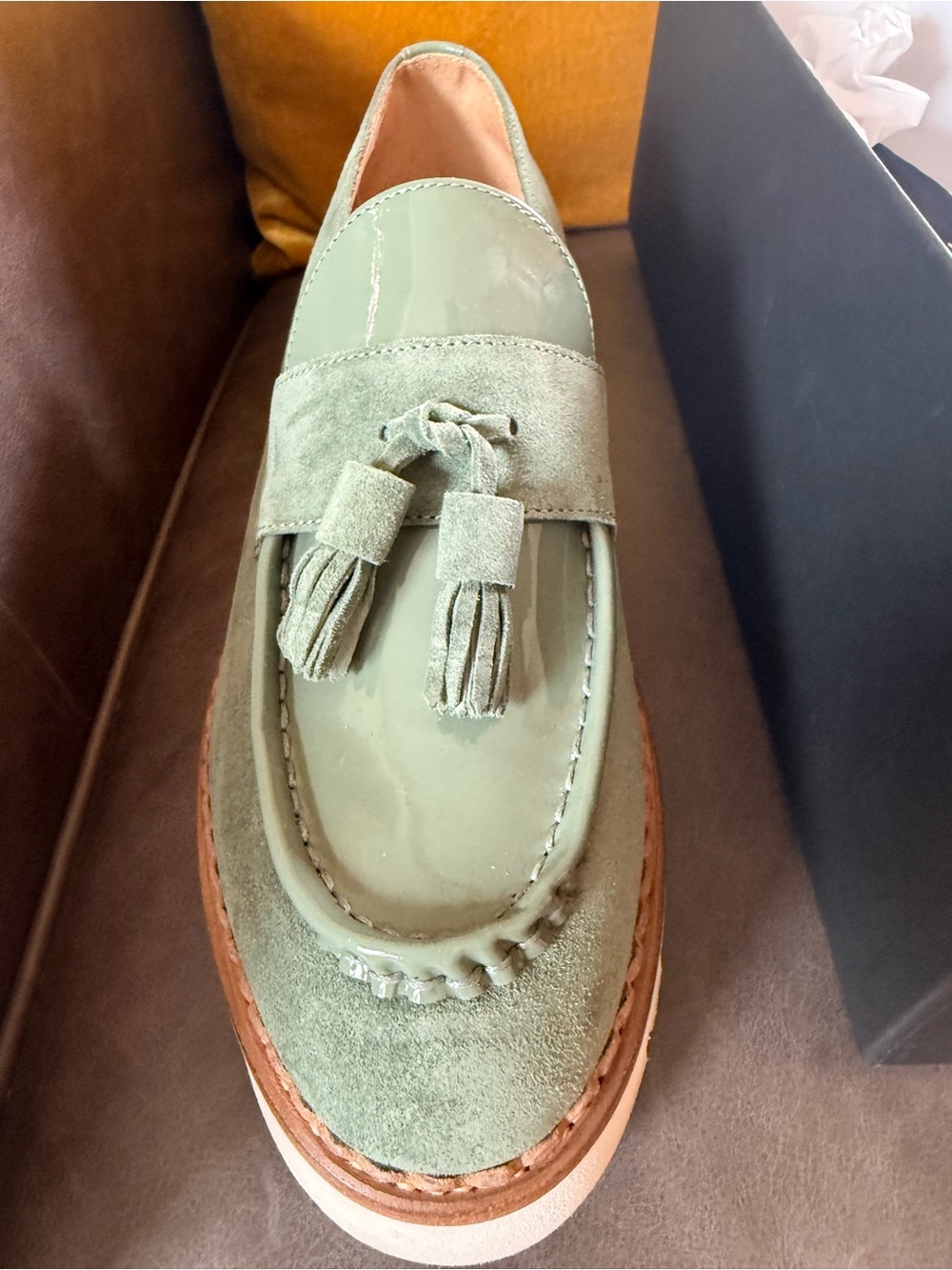 Ms. Kelly Platform Loafer
From The Office of Angela Scott
Never worn